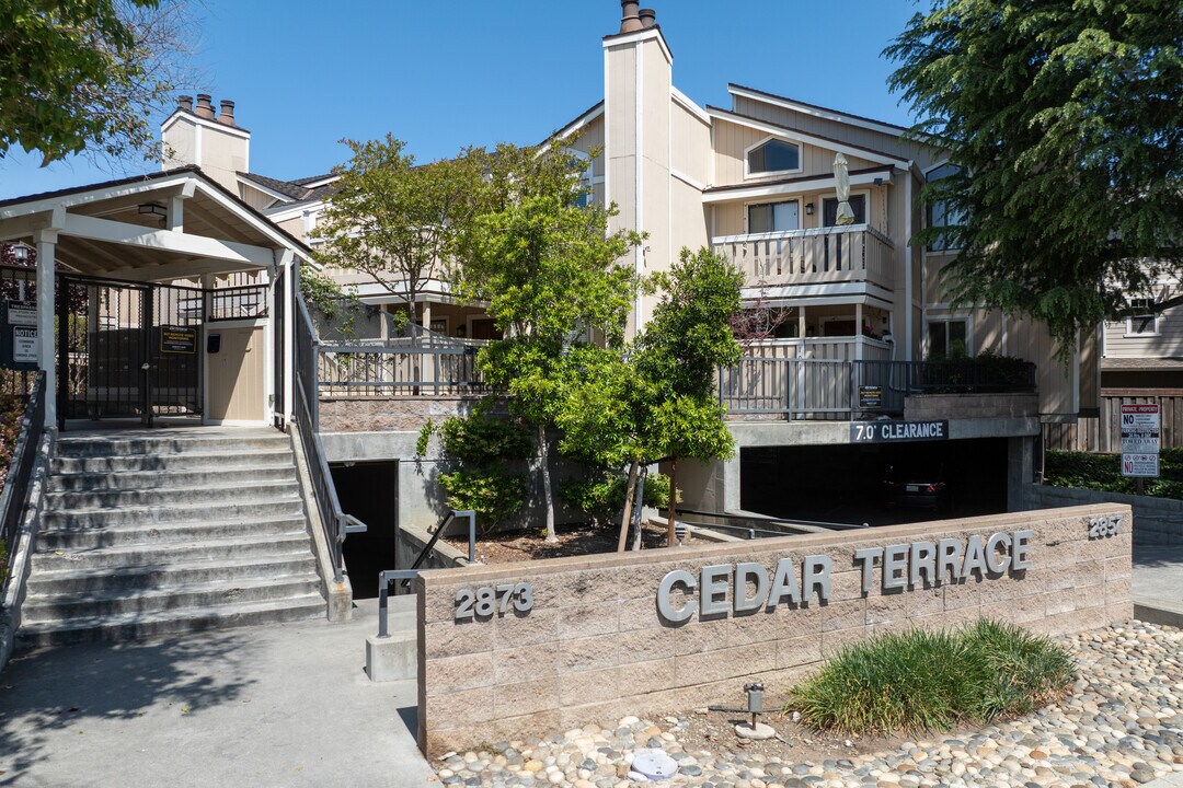 2857 S Bascom Ave in San Jose, CA - Building Photo