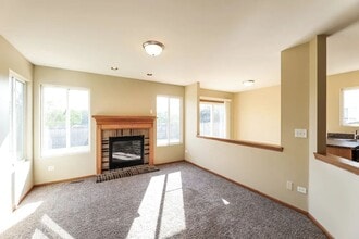 1103 Trailsend Ln in Joliet, IL - Building Photo - Building Photo