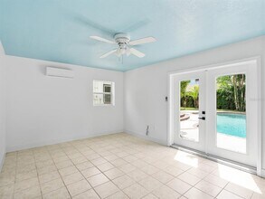 1381 Canterbury Rd in Winter Park, FL - Foto de edificio - Building Photo