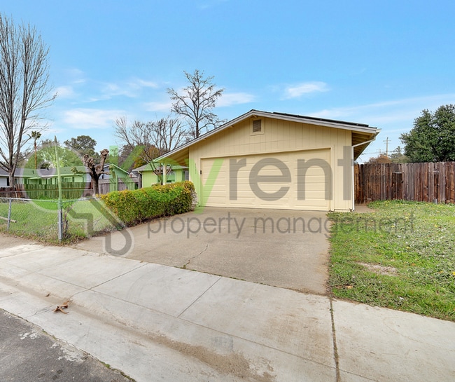 6363 Eldon Ave in Loomis, CA - Building Photo - Building Photo