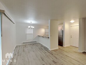 9805 Avondale Rd NE, Unit L138 in Redmond, WA - Building Photo - Building Photo