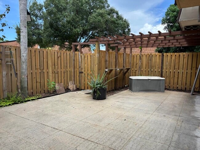 507 5th Ln in Greenacres, FL - Building Photo - Building Photo