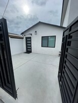 8683 Haddon Ave in Los Angeles, CA - Building Photo