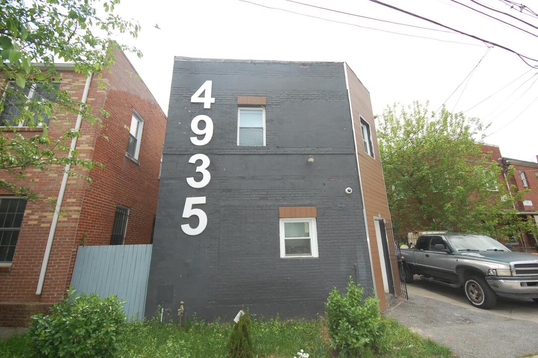 4935 Nannie Helen Burroughs Ave NE in Washington, DC - Building Photo