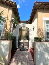 1065 SW 147th Ter in Pembroke Pines, FL - Building Photo - Building Photo
