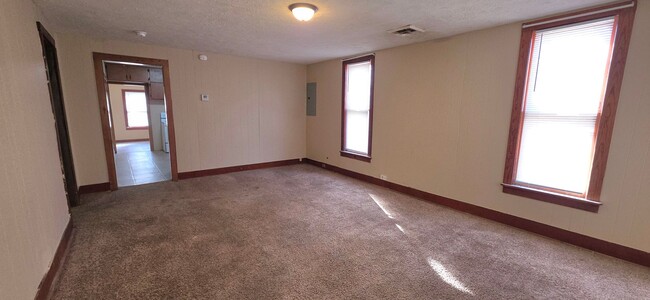 646 W Lynn St in Springfield, MO - Building Photo - Building Photo