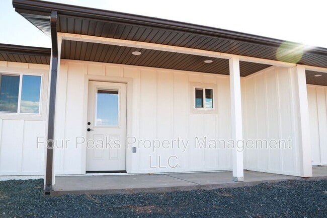 property at 1851 W 8th S St