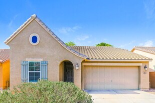 1505 E Lakeview Dr in Queen Creek, AZ - Building Photo