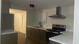 1518 Lee County Rd 270 in Cusseta, AL - Building Photo