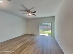 622 Holly Lks Dr in Orange Park, FL - Building Photo - Building Photo