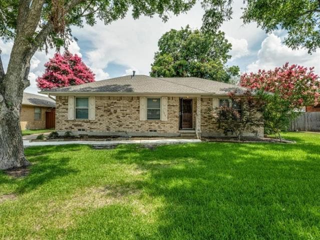 property at 1310 Kingsbridge Dr