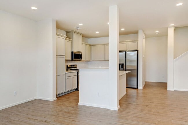 4954 Denys Dr. in Timnath, CO - Building Photo - Building Photo