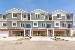 4204 W Gooseneck Ct in Riverton, UT - Building Photo