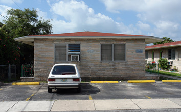 Coral Park Apartments in Miami, FL - Building Photo - Building Photo