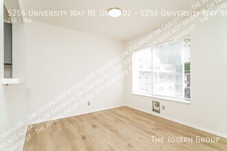 5256 University Wy NE in Seattle, WA - Foto de edificio - Building Photo