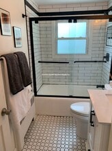 53 Gale St in Waltham, MA - Building Photo - Building Photo