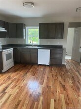 184 Marlborough St in Portland, CT - Building Photo - Building Photo