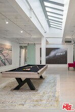 353 S Broadway in Los Angeles, CA - Building Photo - Building Photo