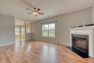 6201 Black Willow Dr in Greensboro, NC - Building Photo - Building Photo
