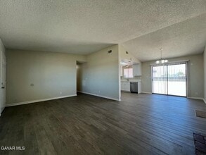 11340 E Avenue R in Littlerock, CA - Building Photo - Building Photo