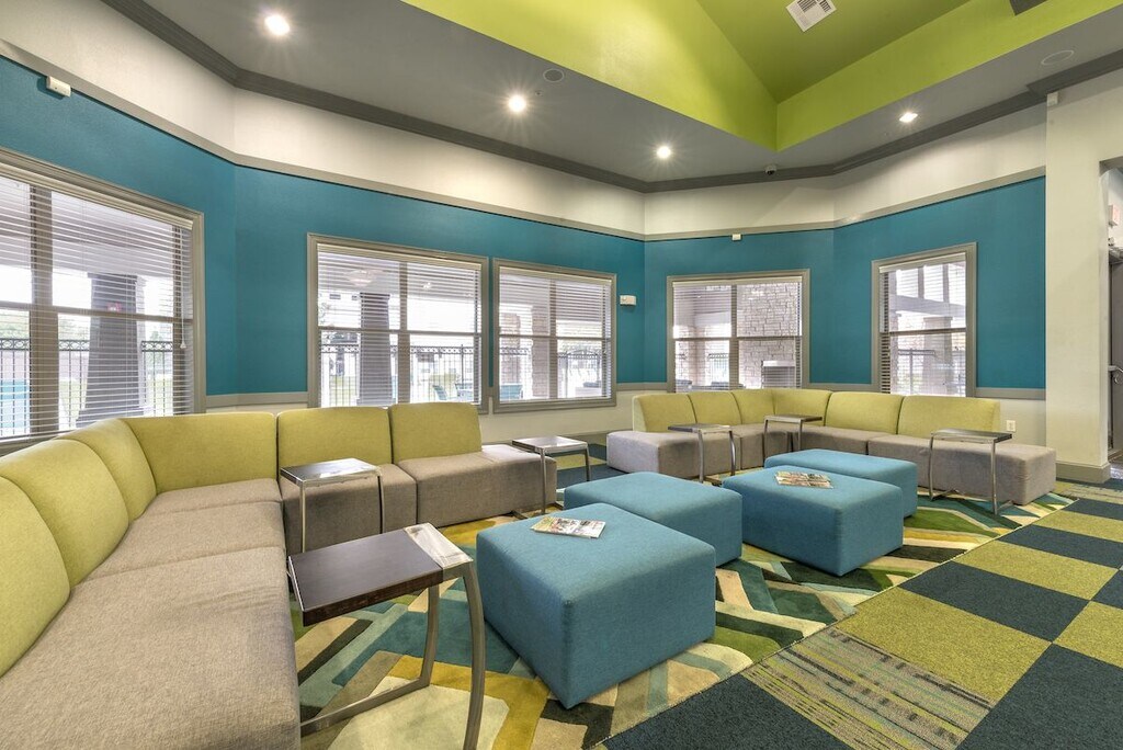 Forum at Denton Station Denton, TX Apartments