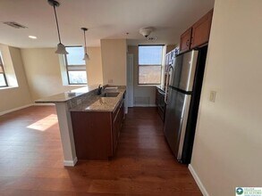 528 N New St in Bethlehem, PA - Foto de edificio - Building Photo