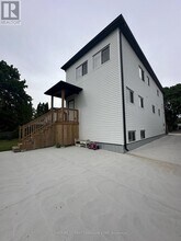 263 Sanders St in London, ON - Building Photo - Building Photo