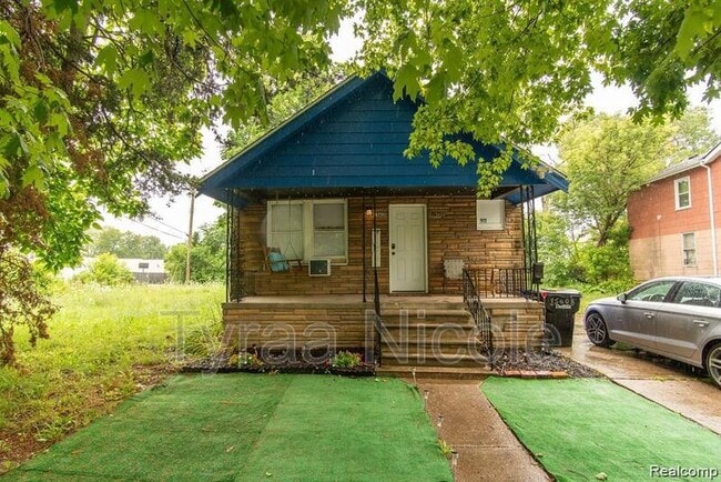 property at 15608 Wabash St