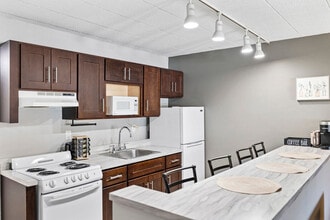 30 US-9W in Congers, NY - Building Photo - Building Photo