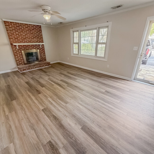 2903 Cedar Creek Rd in Greenville, NC - Building Photo - Building Photo