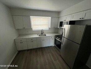 5452 Playa Way in Jacksonville, FL - Building Photo - Building Photo