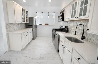 610 Ogden Dr in Mount Holly, NJ - Building Photo - Building Photo