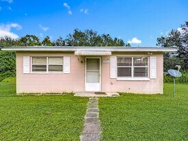 13810 Co Rd 512 in Fellsmere, FL - Building Photo