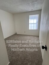 3656 Fox Lair Dr in Flagstaff, AZ - Building Photo - Building Photo