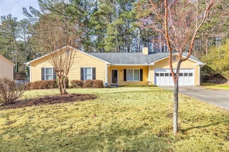 1237 Torrey Pl SE in Dacula, GA - Building Photo
