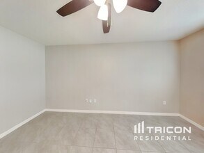 221 Cedar Elm Cir in Debary, FL - Building Photo - Building Photo