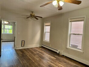 230 Havre St, Unit 2 in Boston, MA - Building Photo - Building Photo