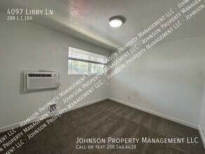 4097 Libby Ln in Boise, ID - Building Photo - Building Photo