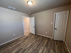 2407 N Ave N in Lubbock, TX - Building Photo - Building Photo