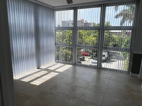 525 N Ocean Blvd in Pompano Beach, FL - Building Photo - Building Photo