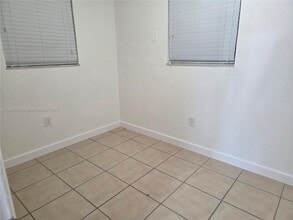 5451 E 2nd Ave in Hialeah, FL - Building Photo - Building Photo