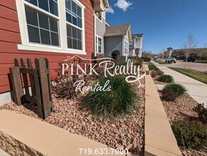 19 N Raven Mine Dr in Colorado Springs, CO - Building Photo - Building Photo