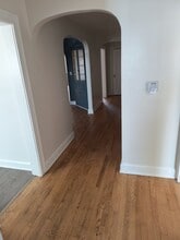 140 W North St, Unit Apt A in Wooster, OH - Building Photo - Building Photo