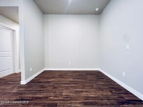 2016 Kenwood Ave in Lubbock, TX - Foto de edificio - Building Photo