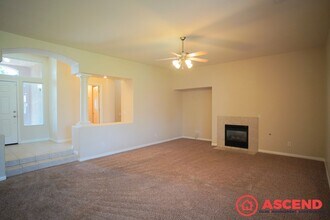 3010 Amber Canyon Pl in Bakersfield, CA - Building Photo - Building Photo