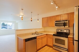 Forest Hills Estates in Shoreline, WA - Foto de edificio - Building Photo