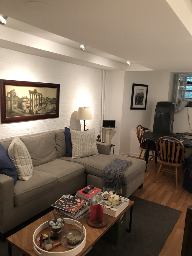 2434 N. Orchard St., Unit Garden