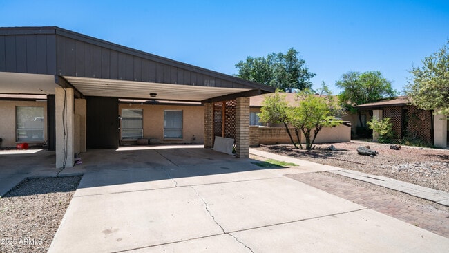 5229 W Palo Verde Ave