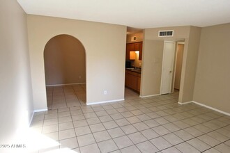 1718 E 6th Ave in Mesa, AZ - Foto de edificio - Building Photo