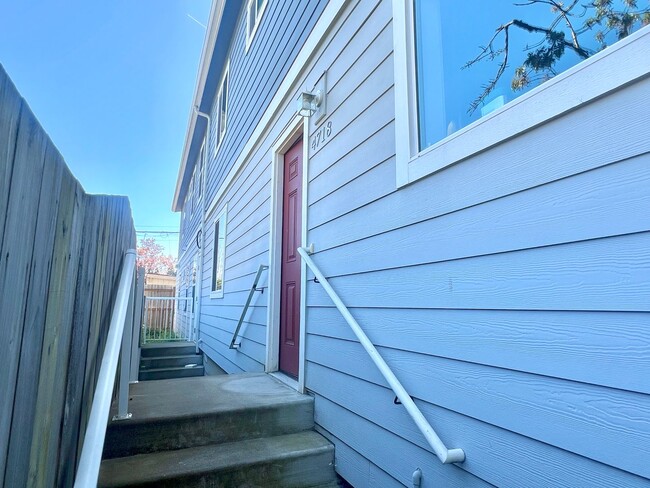 property at 4724-4724 SE 65th Ave